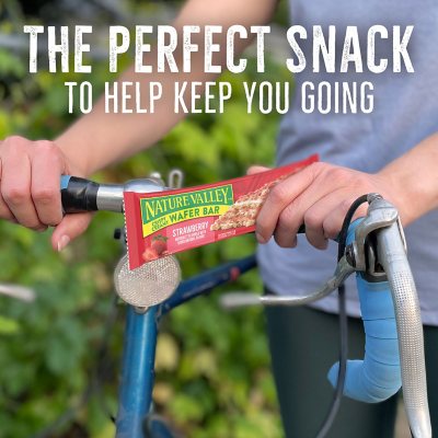Nature Valley Crispy Creamy Strawberry Wafer Bars, 20 ct.