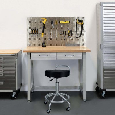 Seville ClassicsÃÂ® UltraHDÃÂ® Cushioned Pneumatic Work Stool, 18" W x 26.25" H to 30.05" H