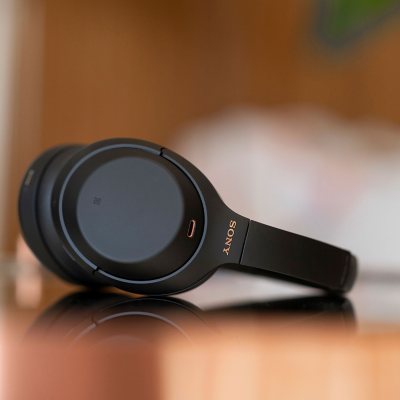 Sony WH1000XM4 Wireless Noise Cancelling Headphones
