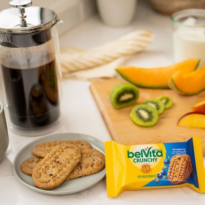 belVita Blueberry Breakfast Biscuits, 4 biscuits per pack, 25 pk.