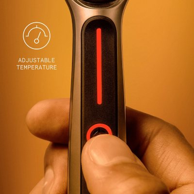 Heated Razor by GilletteLabs - 1 Handle, 6 Blade Refills, 1 Charging Dock