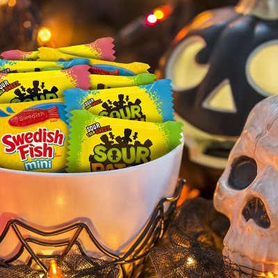 SOUR PATCH KIDS and SWEDISH FISH Candy, Fun Size, 200 pk.