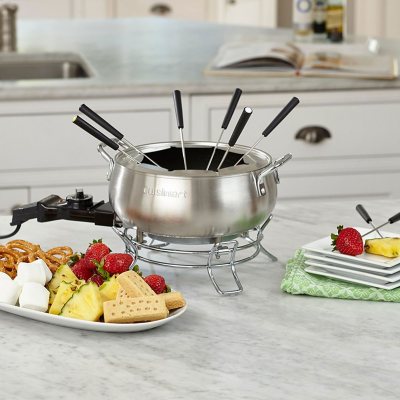 جهاز الفوندو الكهربائي من كويزنارت (Cuisinart®) سعة 3 كوارت، مناسب للشوكولاتة أو الجبن أو المرق أو الزيت.