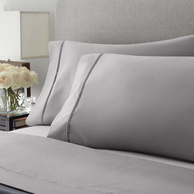 MemberÃ¢ÂÂs Mark 700-Thread-Count Solid Egyptian Cotton Pillowcases, Set of 2, Choose Size and Color