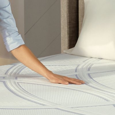 Serta SleepToGo 12" Firm Gel Memory Foam Mattress