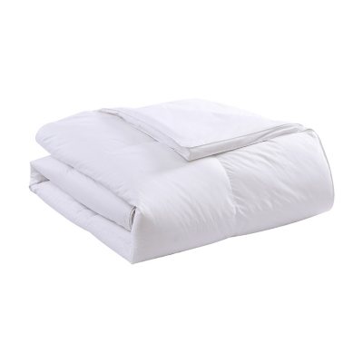 700-Thread-Count Hungarian White Goose Down Comforter