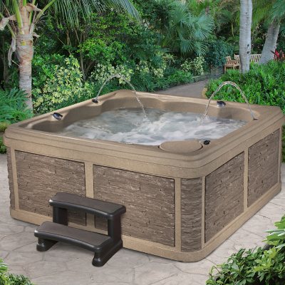 Everlast Spas Resort LX 68-Jet 5-Person Resin Outdoor Spa