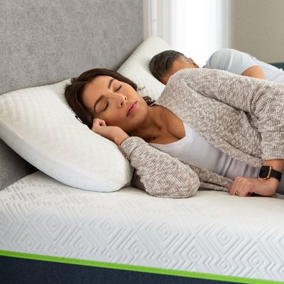 GhostBed Medium Hybrid Mattress