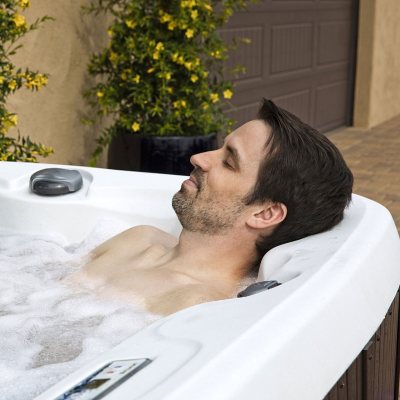 Lifesmart LS600DX 7-Person 65-Jet 230v Spa with 14-Jet Nozzle Turbo Blaster