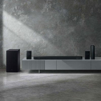 SAMSUNG 5.1 Channel Sound Bar w/ wireless Subwoofer, Q-Symphony & Dolby ATMOS Audio - HW-Q65C/ZA