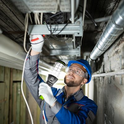 Luceco Rechargeable Olympia Tripod 360ÃÂ° Work Light Twin Pack