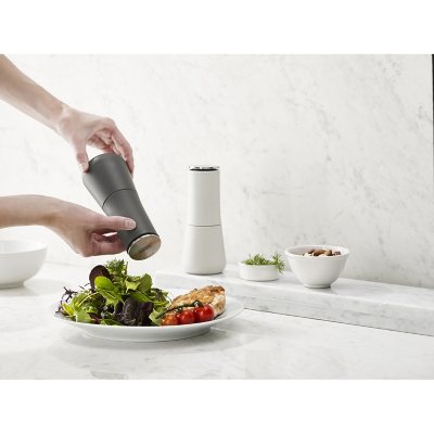 Joseph Joseph Milltop Non-spill Salt & Pepper Set (Assorted Colors)