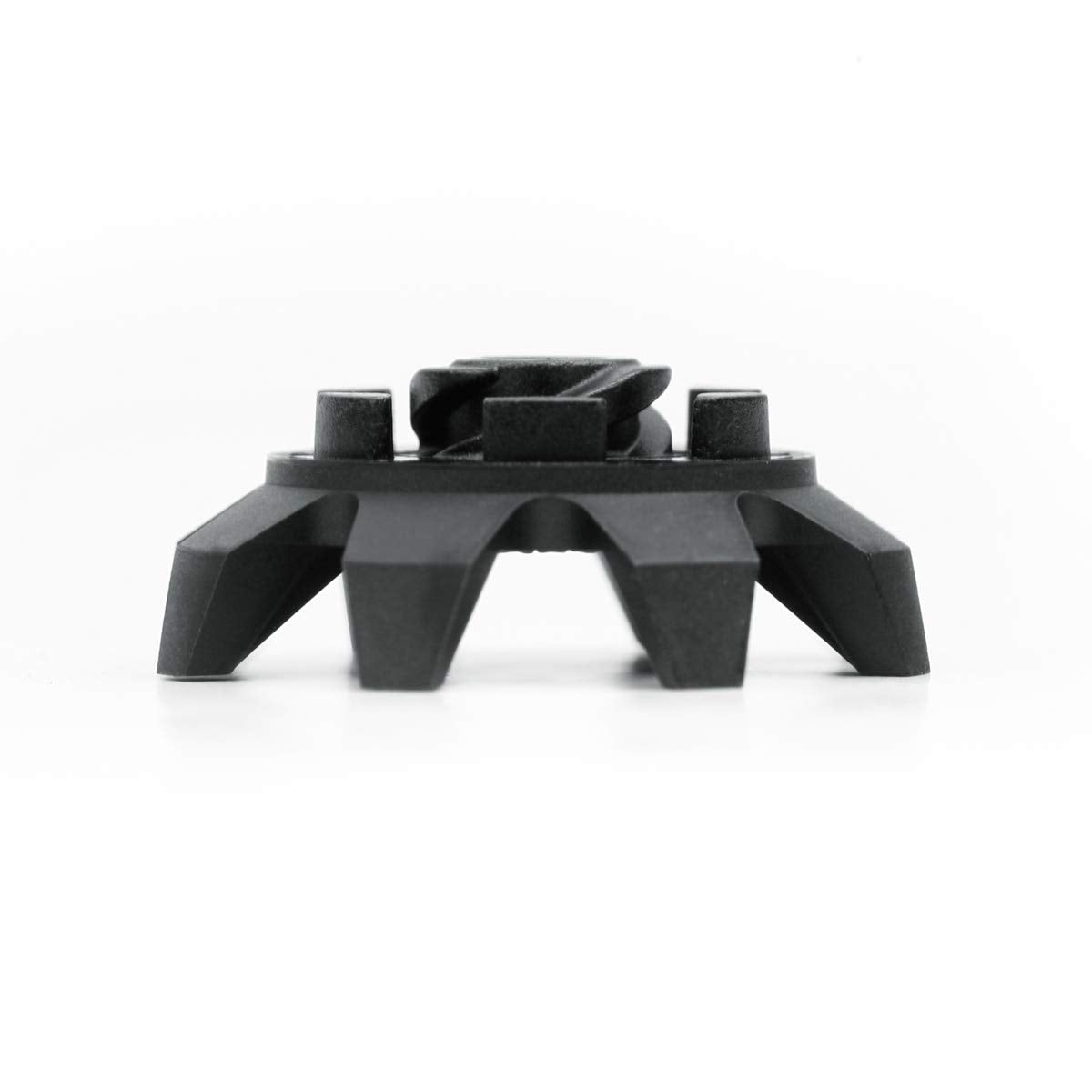 Softspikes Black Widow Golf Cleats Fast Twist 3.0 - 18 Replacement Spikes - Black - Also Fits Tri-Lok, SLIM-Lok, and Tour Lock Cleat Insert Systems