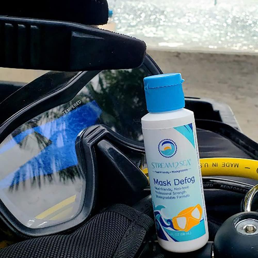 Reef Safe Anti-Fog Spray for Snorkel Masks & Swim Goggles - Defogs Glasses & Masks
