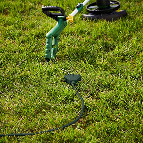 Amazon Basics Indoor/Outdoor Extension Cord, 25-foot, 3-Prong Vinyl with 3 Outlets - 13 Amps, 1625 Watts, 125 VAC, Green