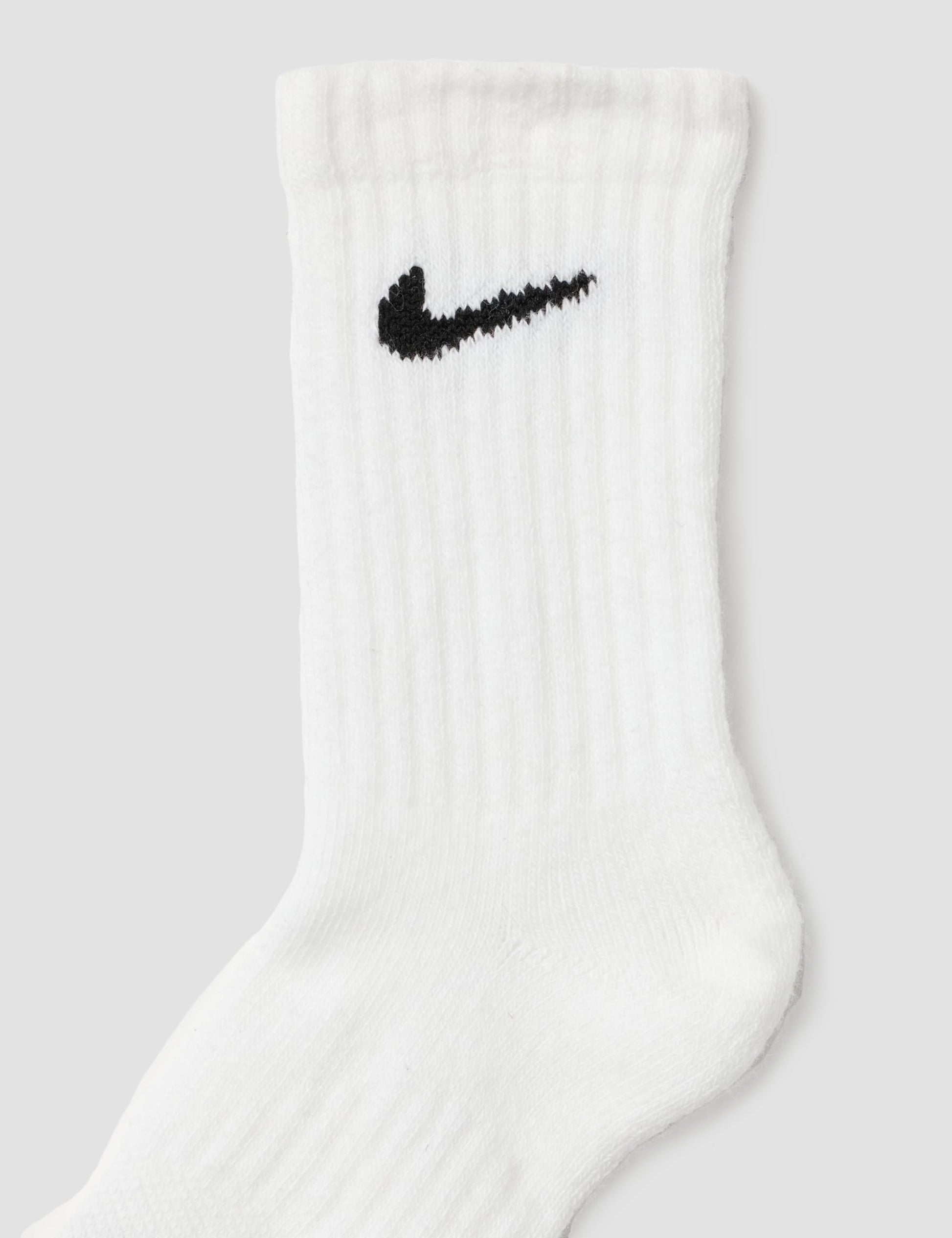 Nike Dri-Fit Performance Basic Crew (Toddler/Little Kid) White 5-7 (10 Toddler-3 Little Kid)