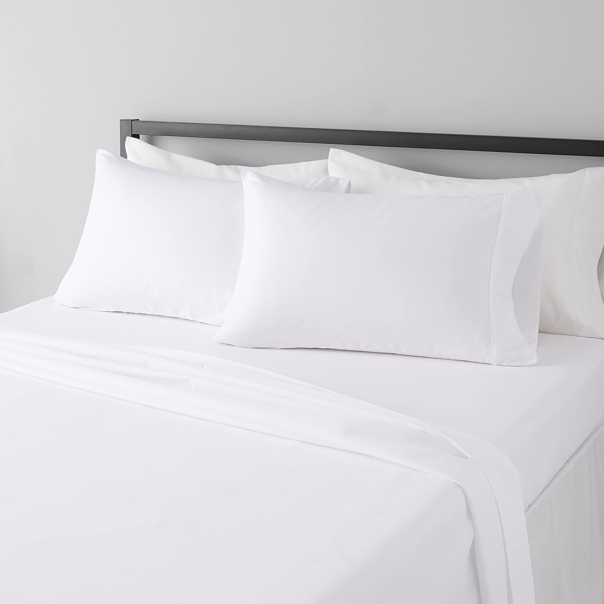 Amazon Basics 4 Piece Microfiber Lightweight Wrinkle-free Breathable Bed Sheet Set, Super Soft Easy Care, 14" Deep Pockets, Queen, Bright White, Solid