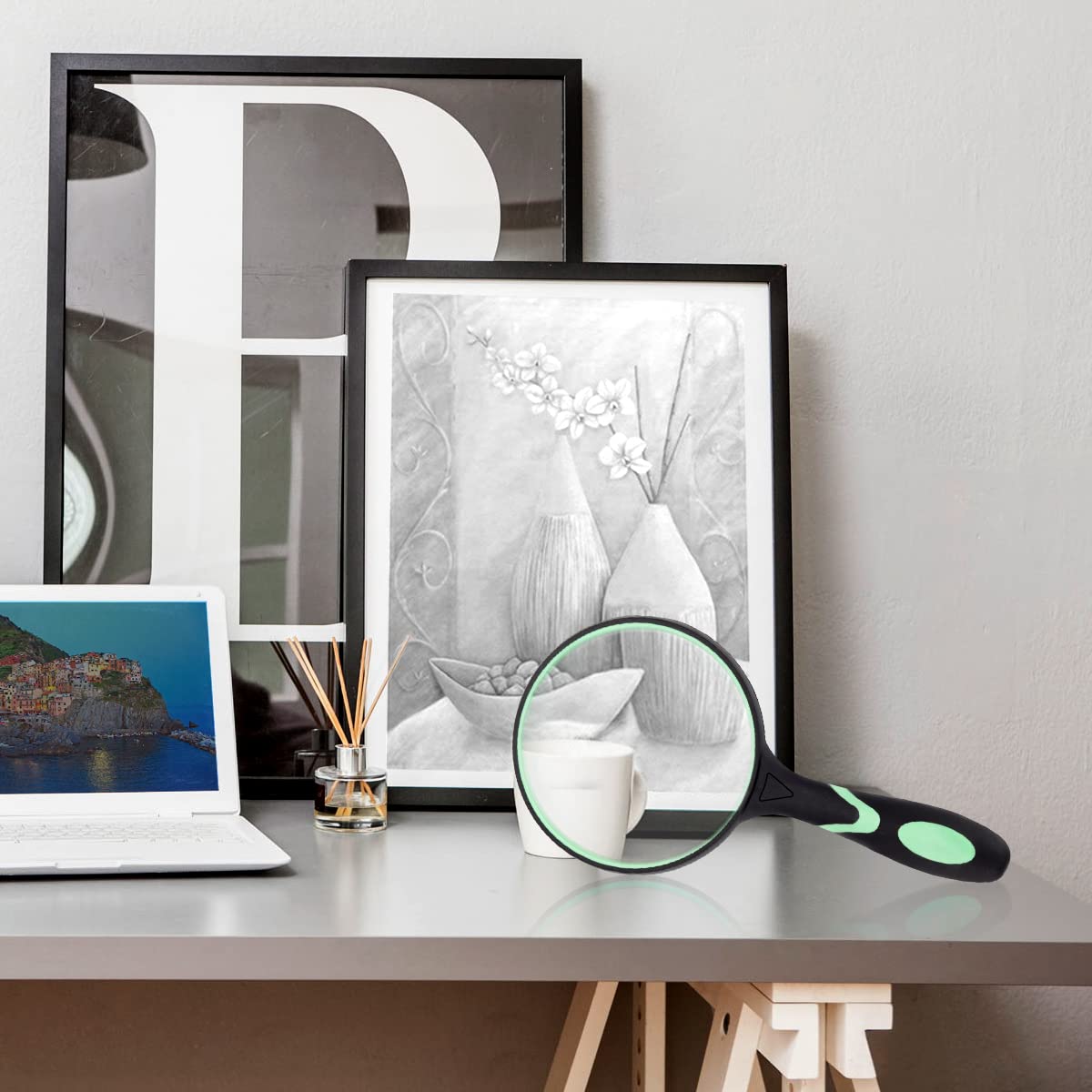 Large Magnifying Glass 10X Handheld Reading Magnifier for Seniors - 100MM 4INCHES Real Glass Magnifying Lens for Book Newspaper Reading, Insect and Hobby Observation, Science (Green)