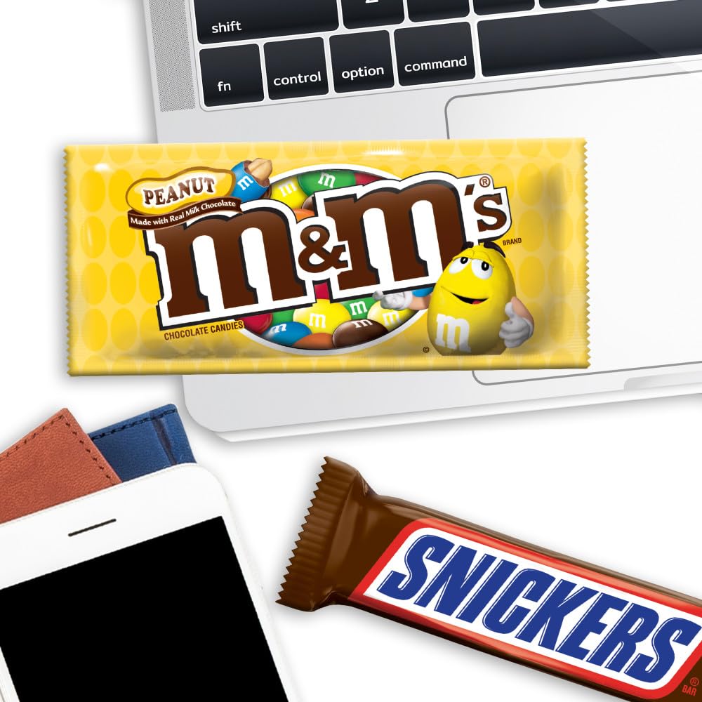 Mars M&M'S, SNICKERS, 3 MUSKETEERS, SKITTLES & STARBURST Variety Pack Full Size Bulk Candy Assortment, 56.11 oz, 30 Count