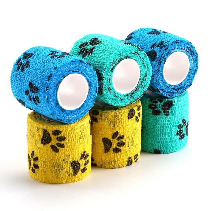 WePet Pet Wrap، ذاتية اللصق، تلتصق بنفسها فقط، شريط غير منسوج لساق الكلاب ومخالبها وجروحها، شاش متماسك للإسعافات الأولية للخيول والقطط والطيور والحيوانات، 6 لفات، 2 بوصة، طبعات مخالب A