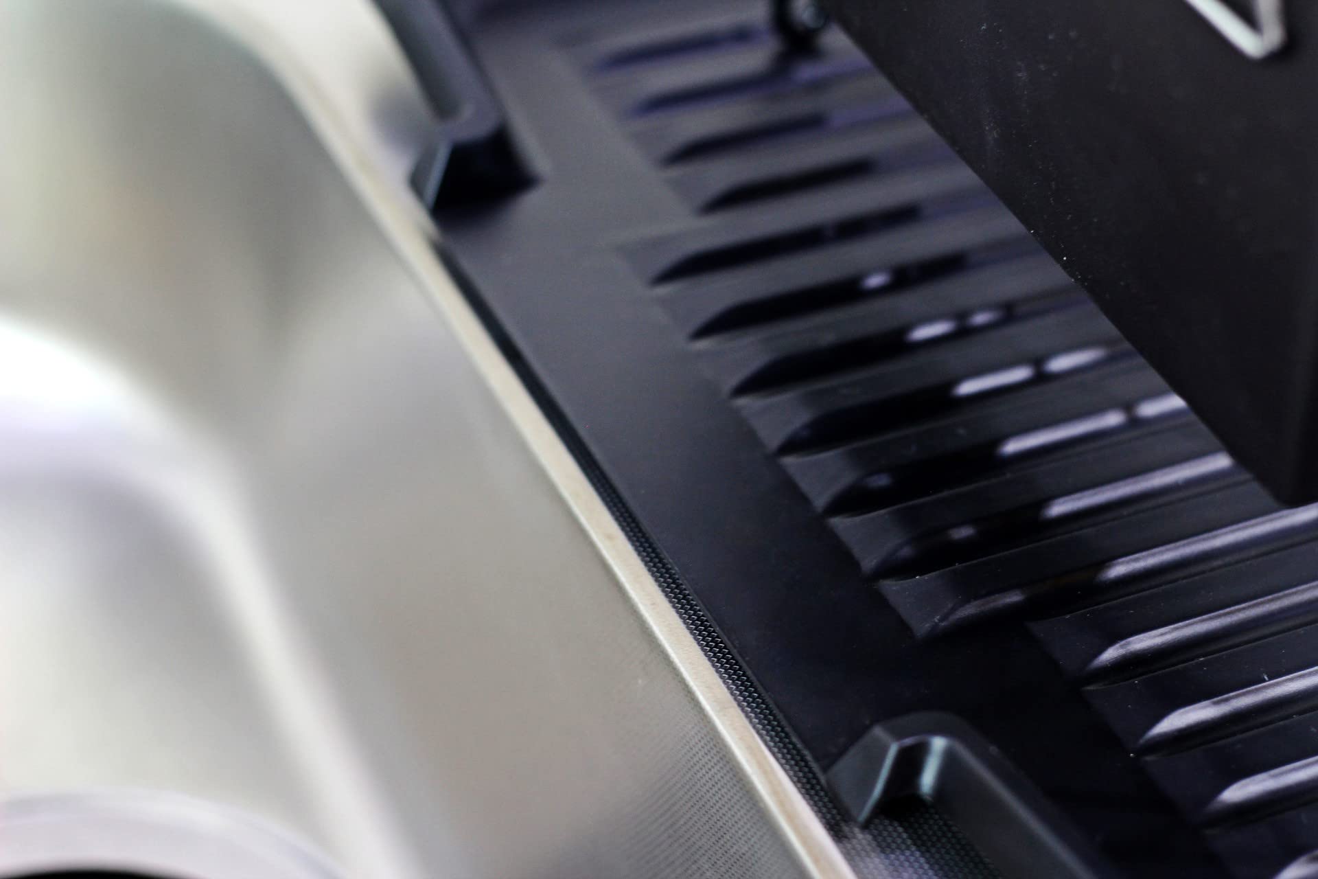 Neat-O Universal Polypropylene Dish Drain Board for kitchen (Black)