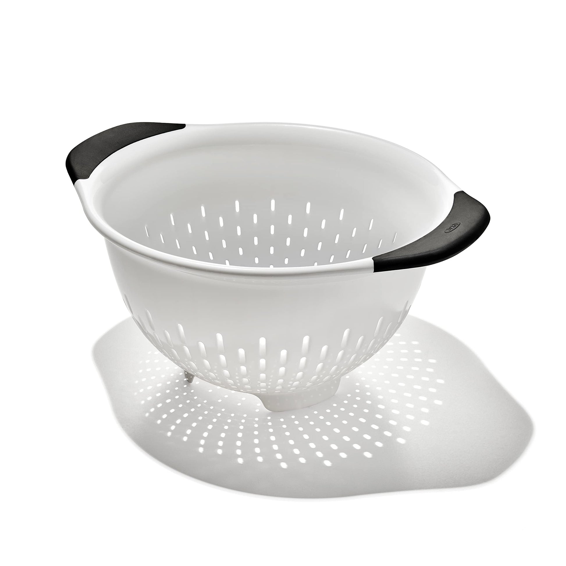 OXO Good Grips 3 QT Plastic Colander
