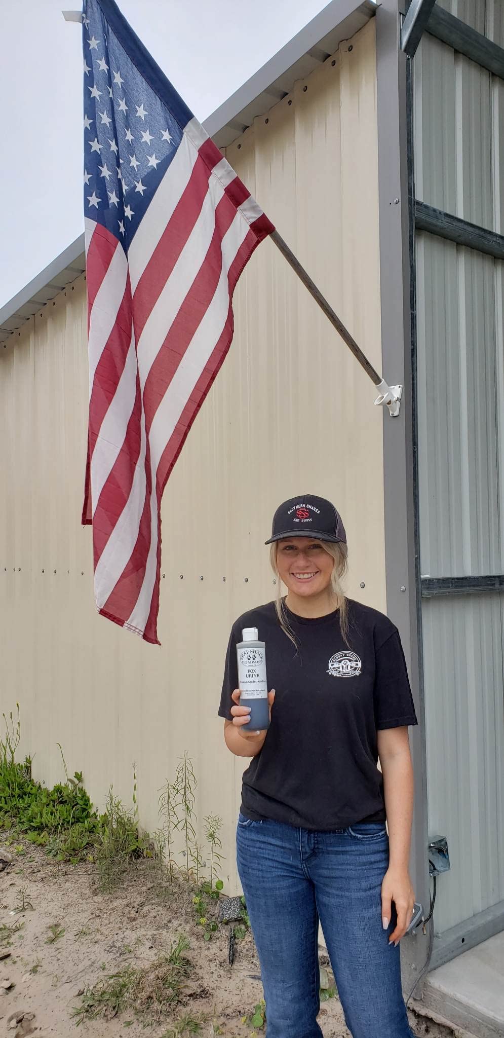 ** FRESH BATCH Trap Shack Co. Coyote Urine - 16oz Full Strength!