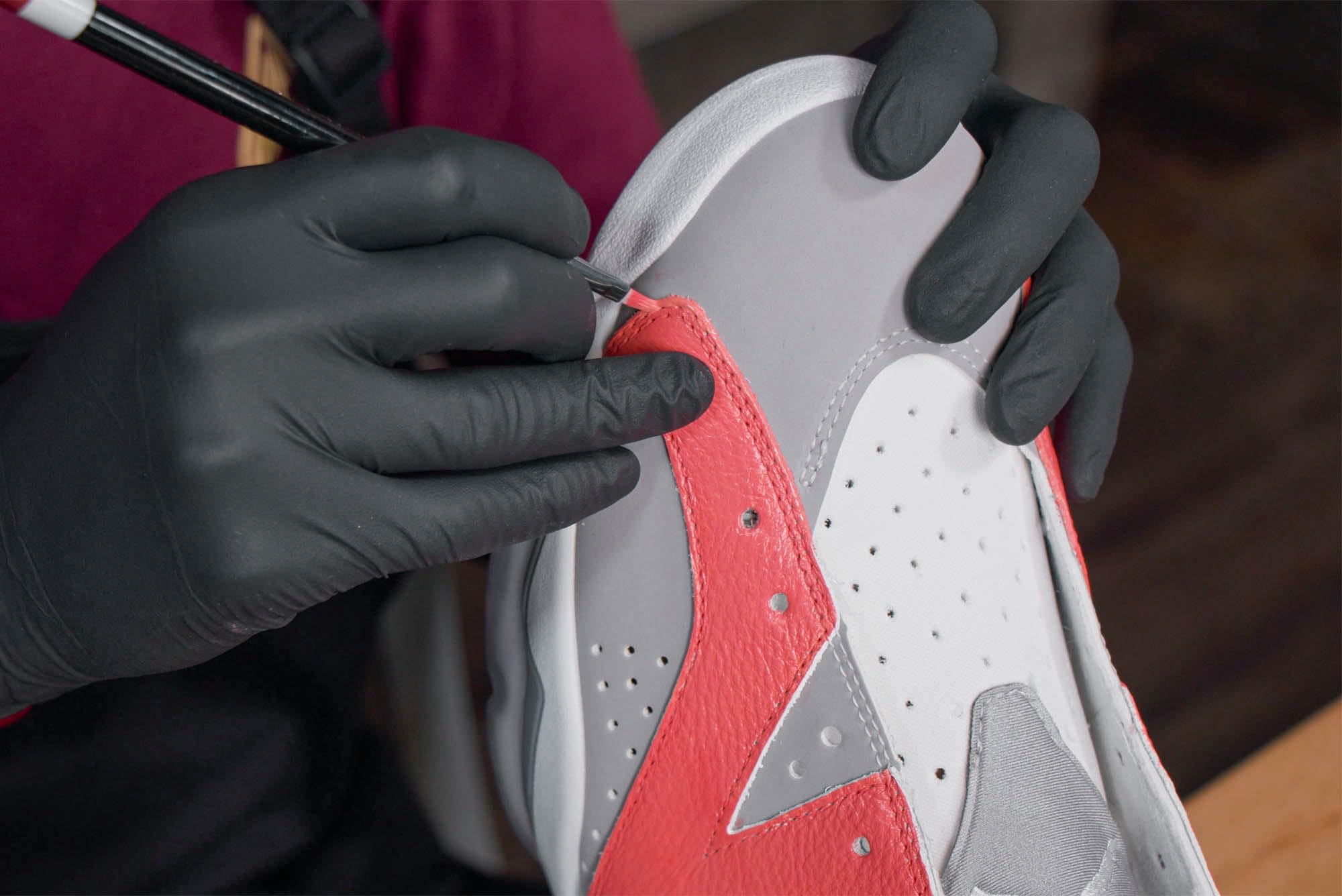 Angelus Acrylic Leather Paint For Shoes, Sneakers, Leather, Canvas, Furniture, and More - 1 Fl Oz, Black