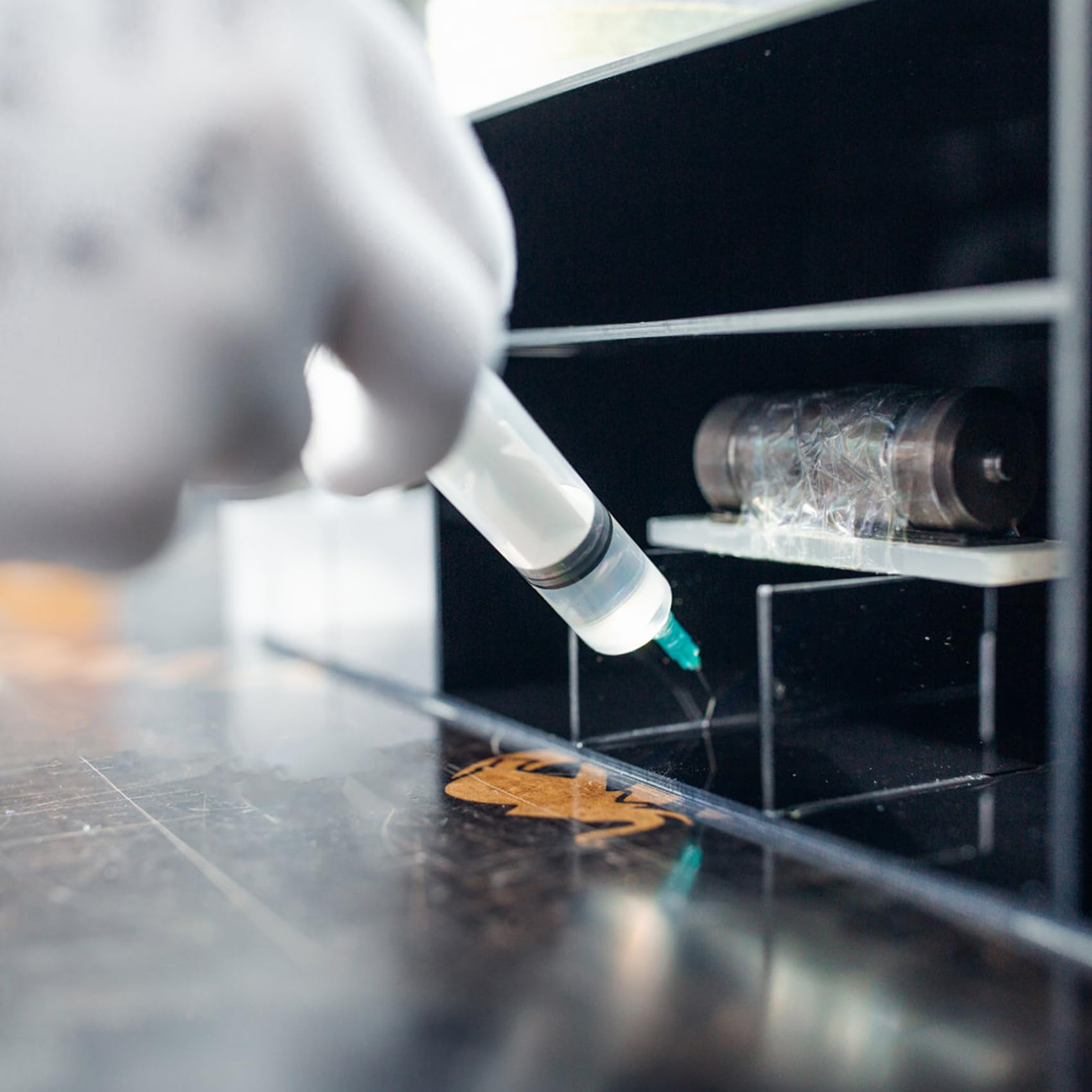 10ml Glue Applicator Syringe with 14G 16G 18G Blunt Tip Needle and Cap, Suitable for Ink, Epoxy, Woodworking, Craft, Liquid Dispensing