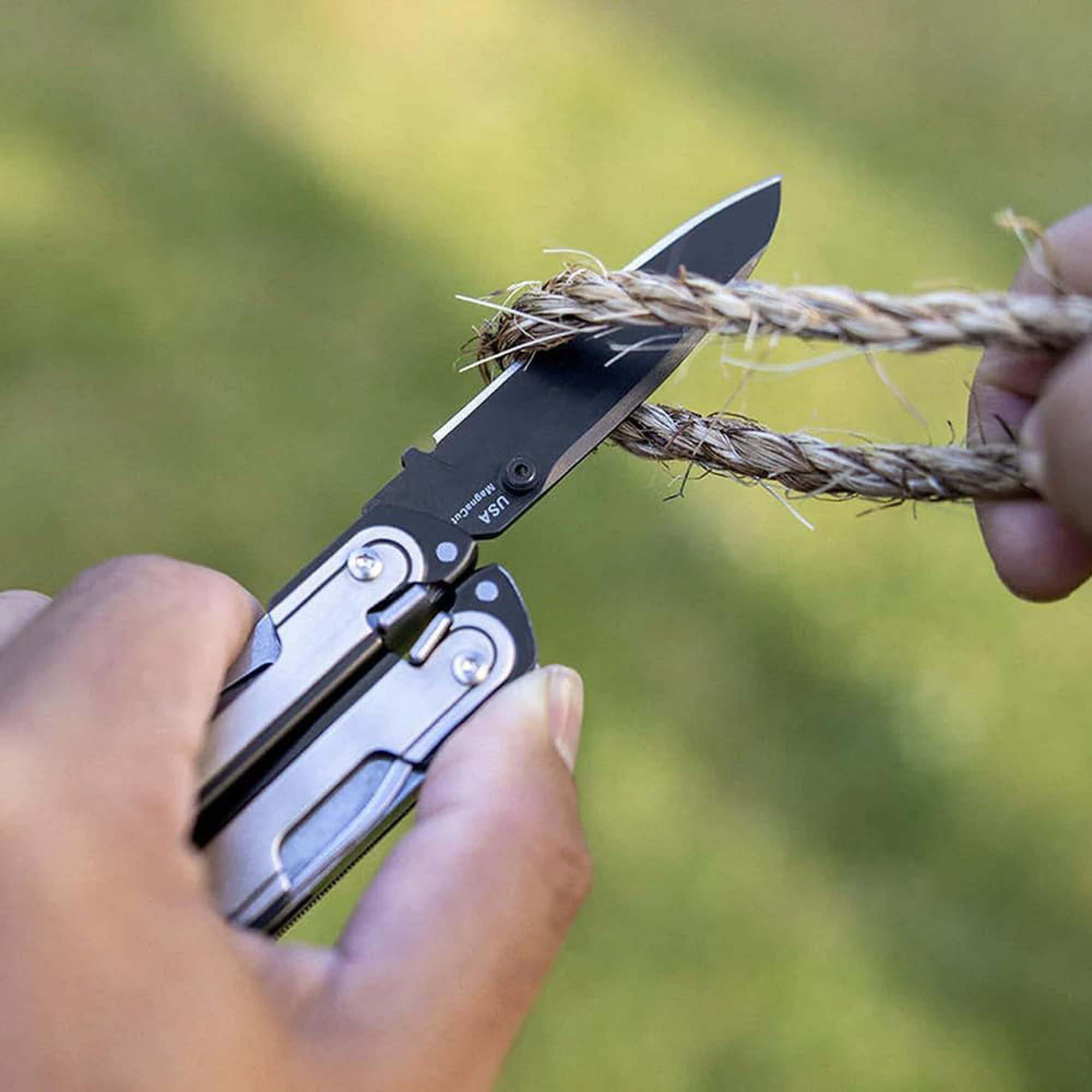 Leatherman, Arc, 20-in-1 Multi-tool for outdoors, camping, home & work, with premium magnaCut steel knife blade.