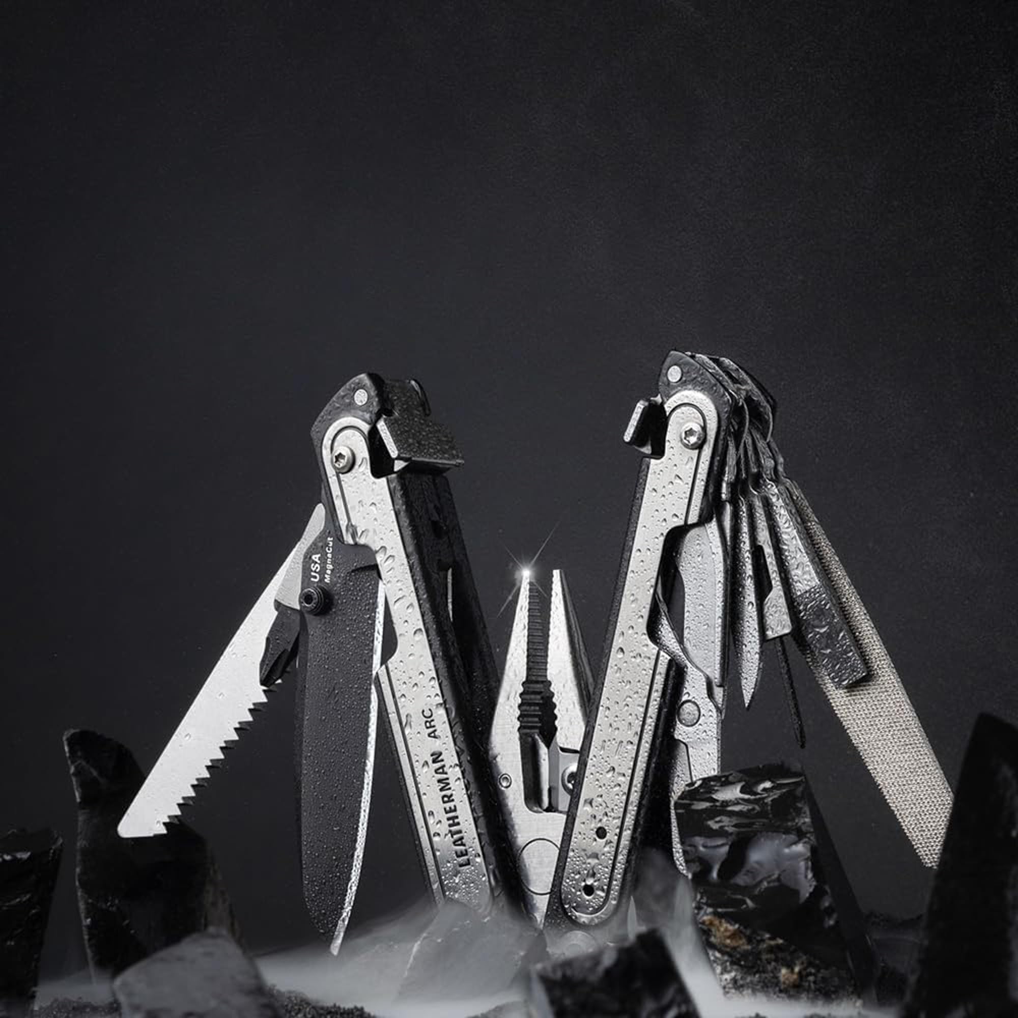 Leatherman, Arc, 20-in-1 Multi-tool for outdoors, camping, home & work, with premium magnaCut steel knife blade.