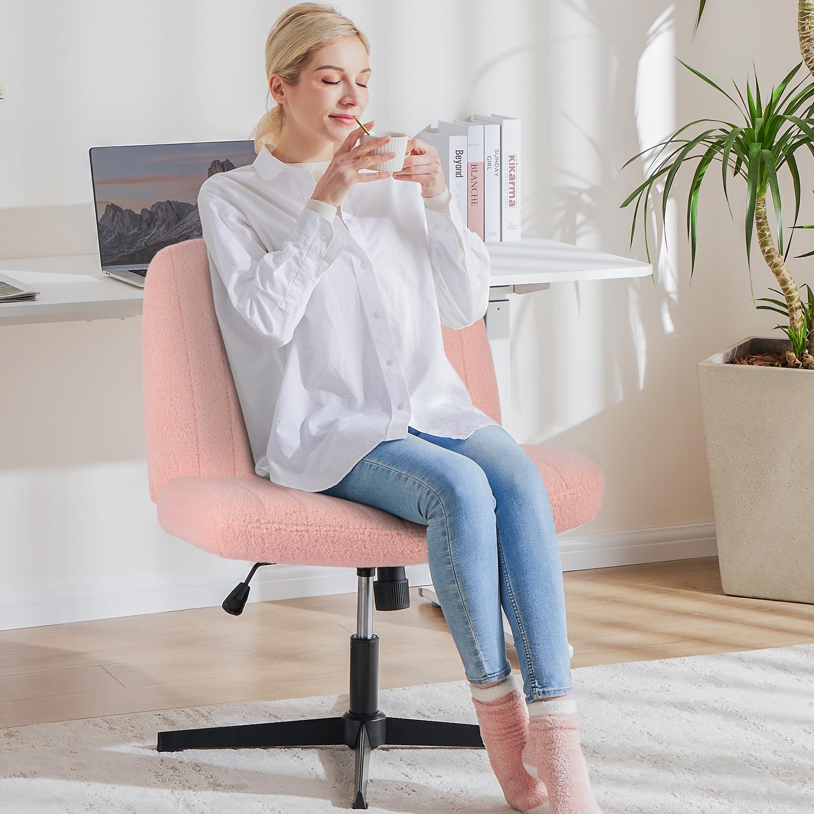 OLIXIS Criss Cross Chairs Legged Armless No Wheels Wide Seat Height Adjustable Swivel Rolling Padded Furry Cute Home Office Desk Seating for Bedroom, Student, Study Room