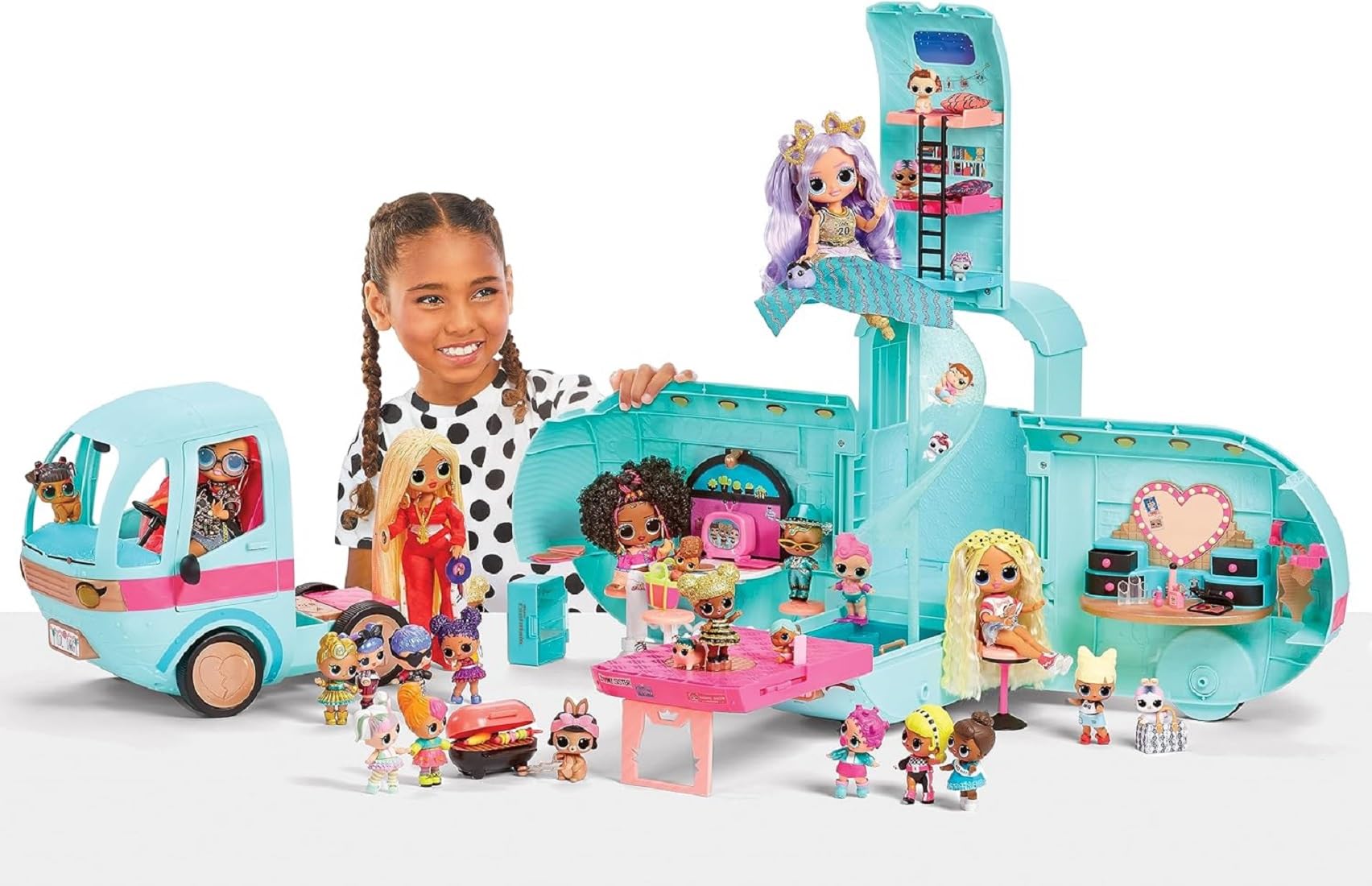 L.O.L. Surprise! OMG Glam NÃ¢ÂÂ Go Camper Playset with 50+ Surprises and 360ÃÂ° Play, Fully Furnished with Pool, Water Slide, Bunk Beds, Vanity, BBQ Grill, DJ Booth, and More - Great Gift for Kids Ages 4+, Medium