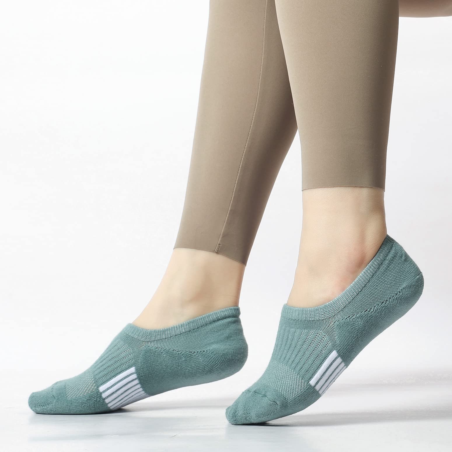 Toes Home No Show Socks Womens Cushioned Low Cut Athletic Hidden Liner Socks for Sneakers Footies Ankle Sports Invisible Running Socks 6 Pairs Size 6-9