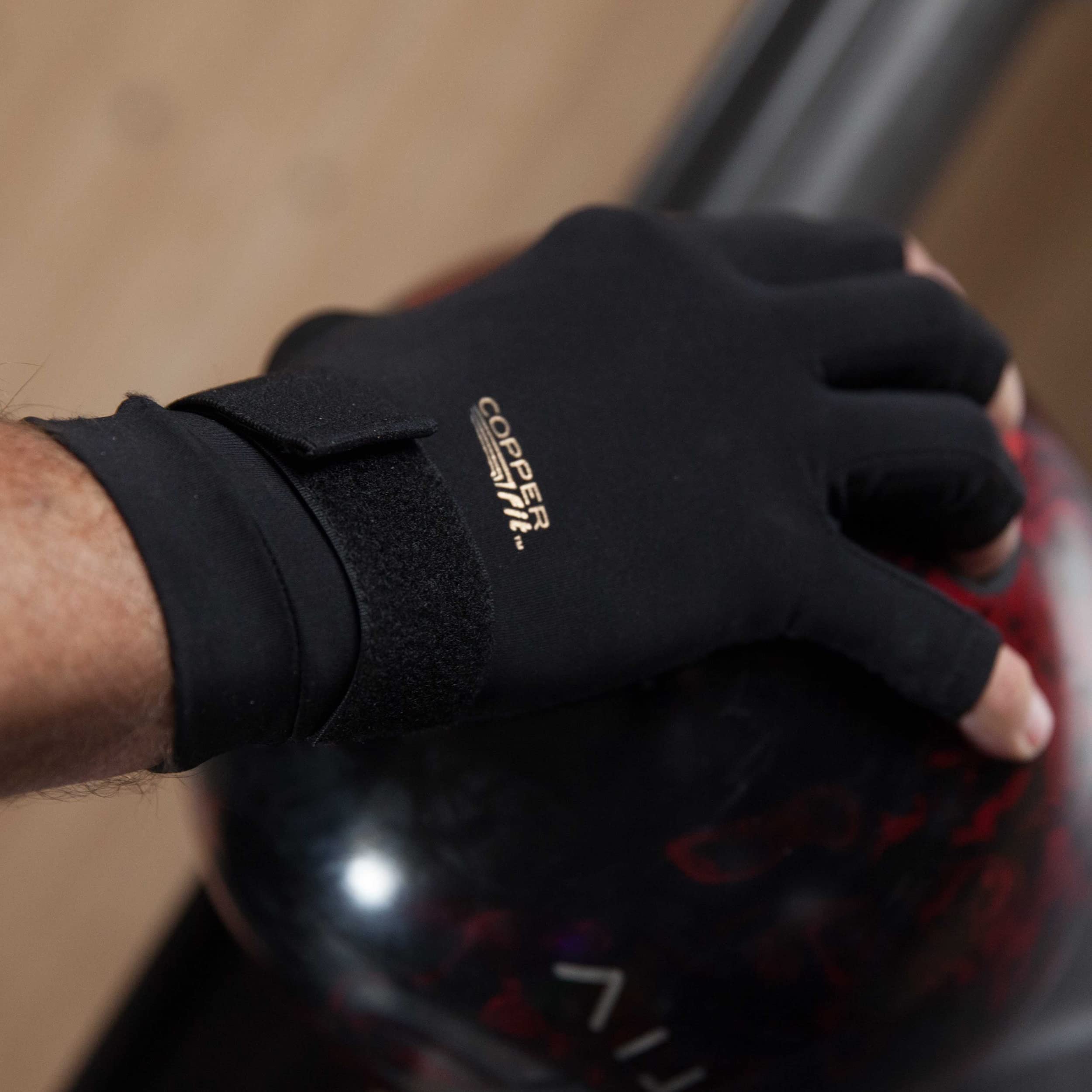 Copper Fit Hand Relief, Black, Large/X-Large