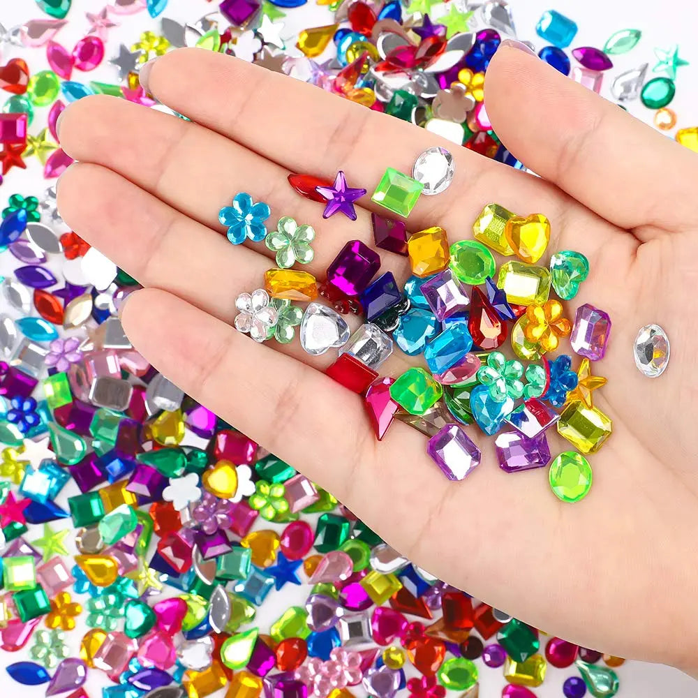 JPSOR 900pcs Gems Jewels for Crafts, Acrylic Flatback Rhinestones for Halloween Pirate Party Decorations, Crafting Embellishments Gemstone (9 Shapes, 6-13mm)