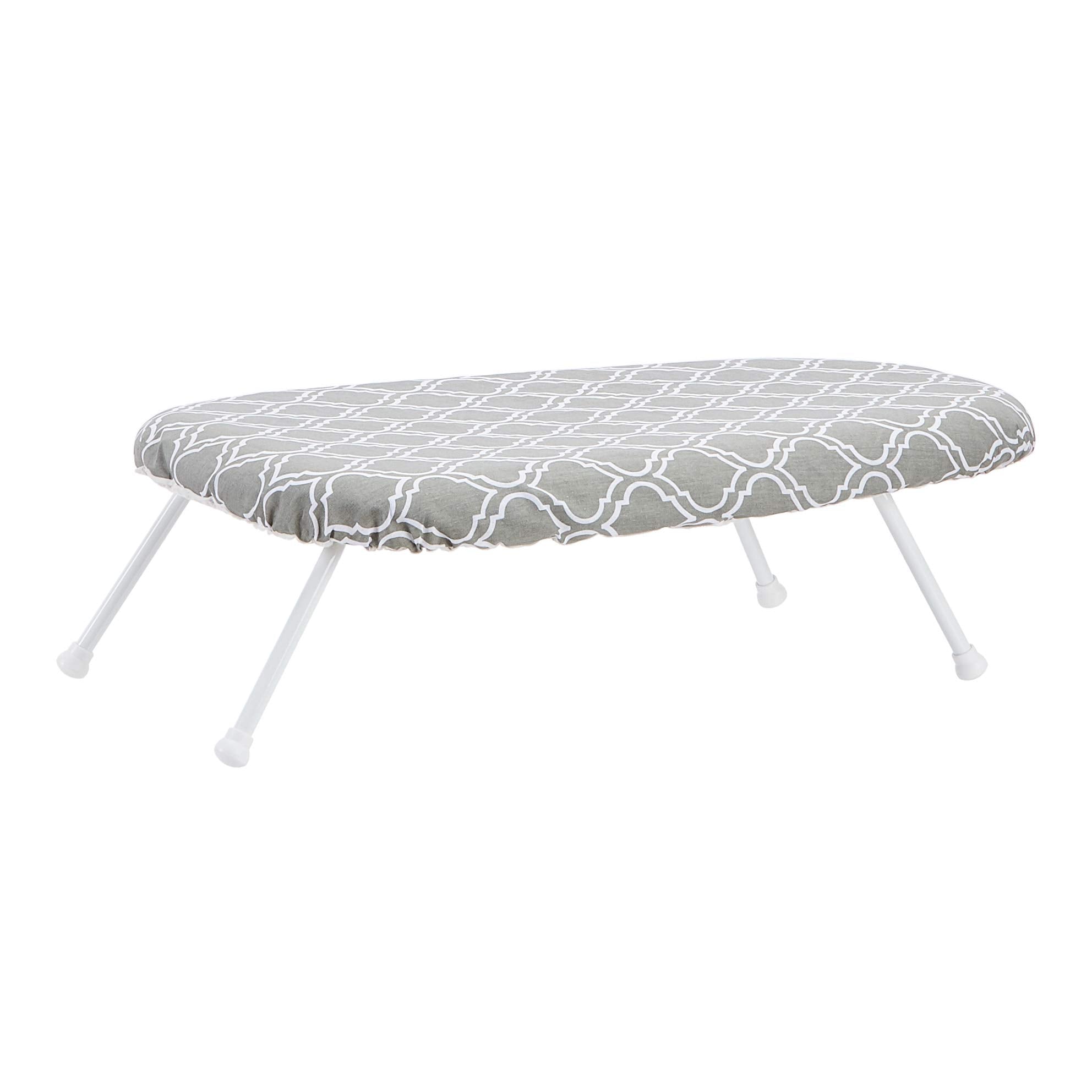 Amazon Basics Kompaktes Tischbügelbrett mit Klappbeinen – abnehmbarer Bezug mit Rankenmuster, Chevron, 60 cm L x 18 cm B x 36,3 cm H