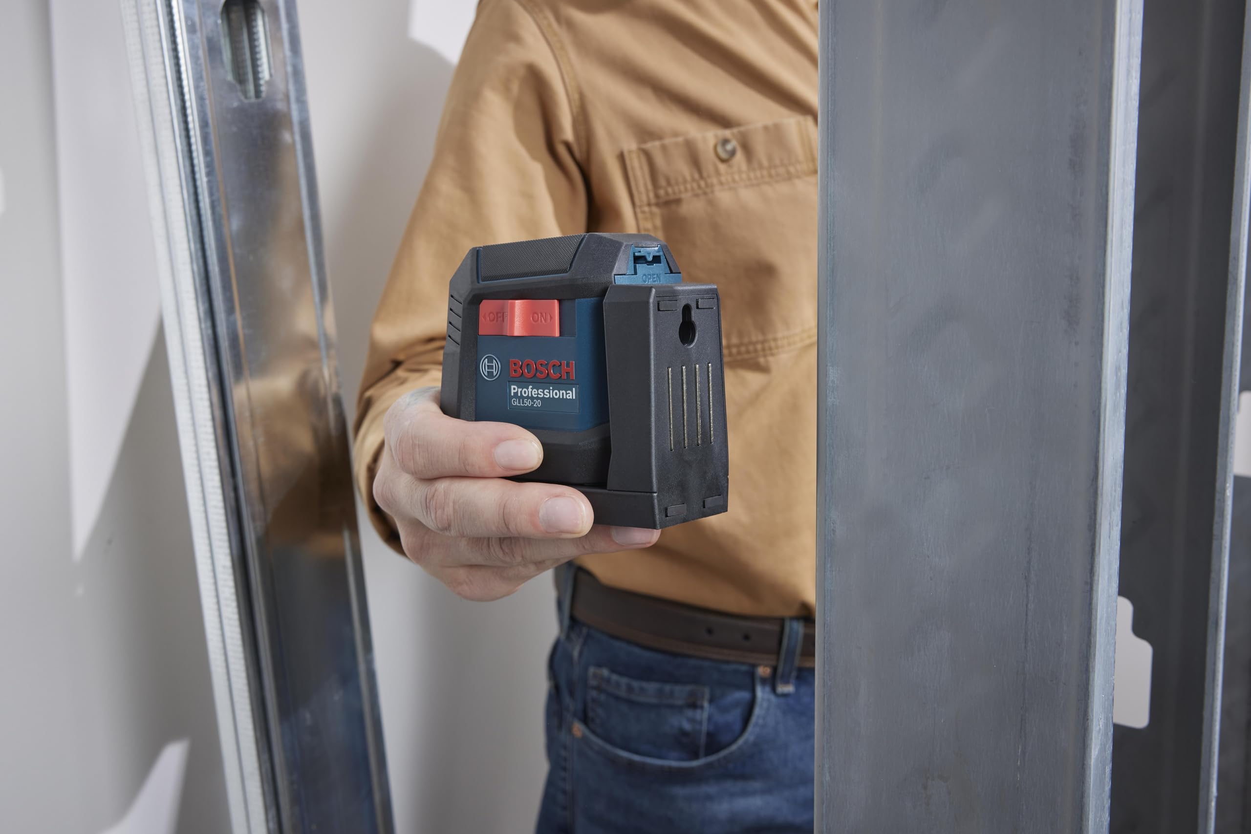 BOSCH GLL50-20 50 Ft Self-Leveling Cross-Line Laser, Includes Integrated Magnetic Mount & 2 AA Batteries