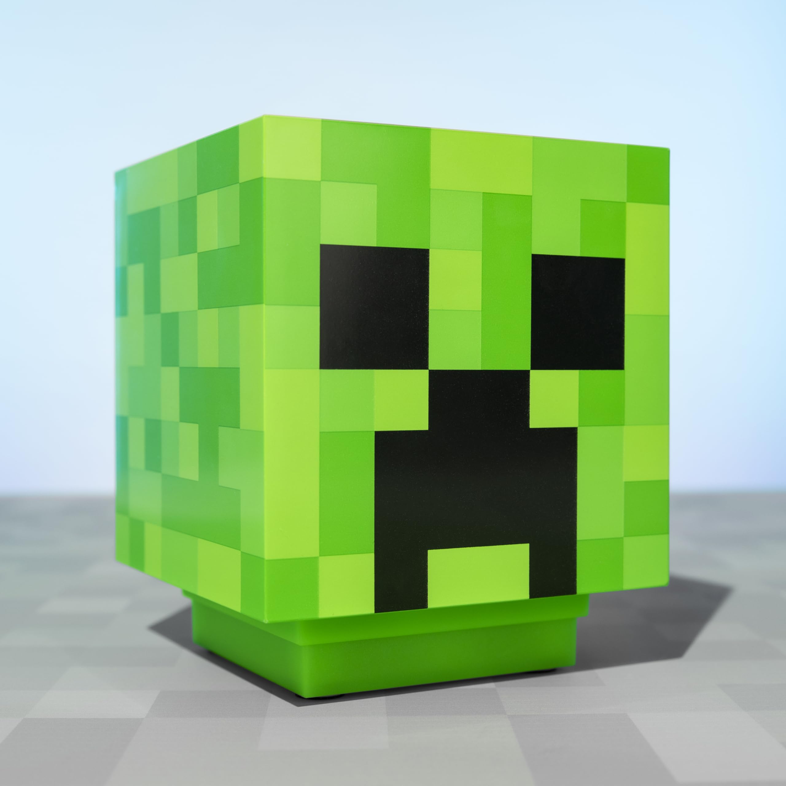 Paladone Minecraft Creeper Desk Light with Official Creeper Sounds, Handheld Night Light for Kids Room or Gamer Décor - Licensed Minecraft Gifts