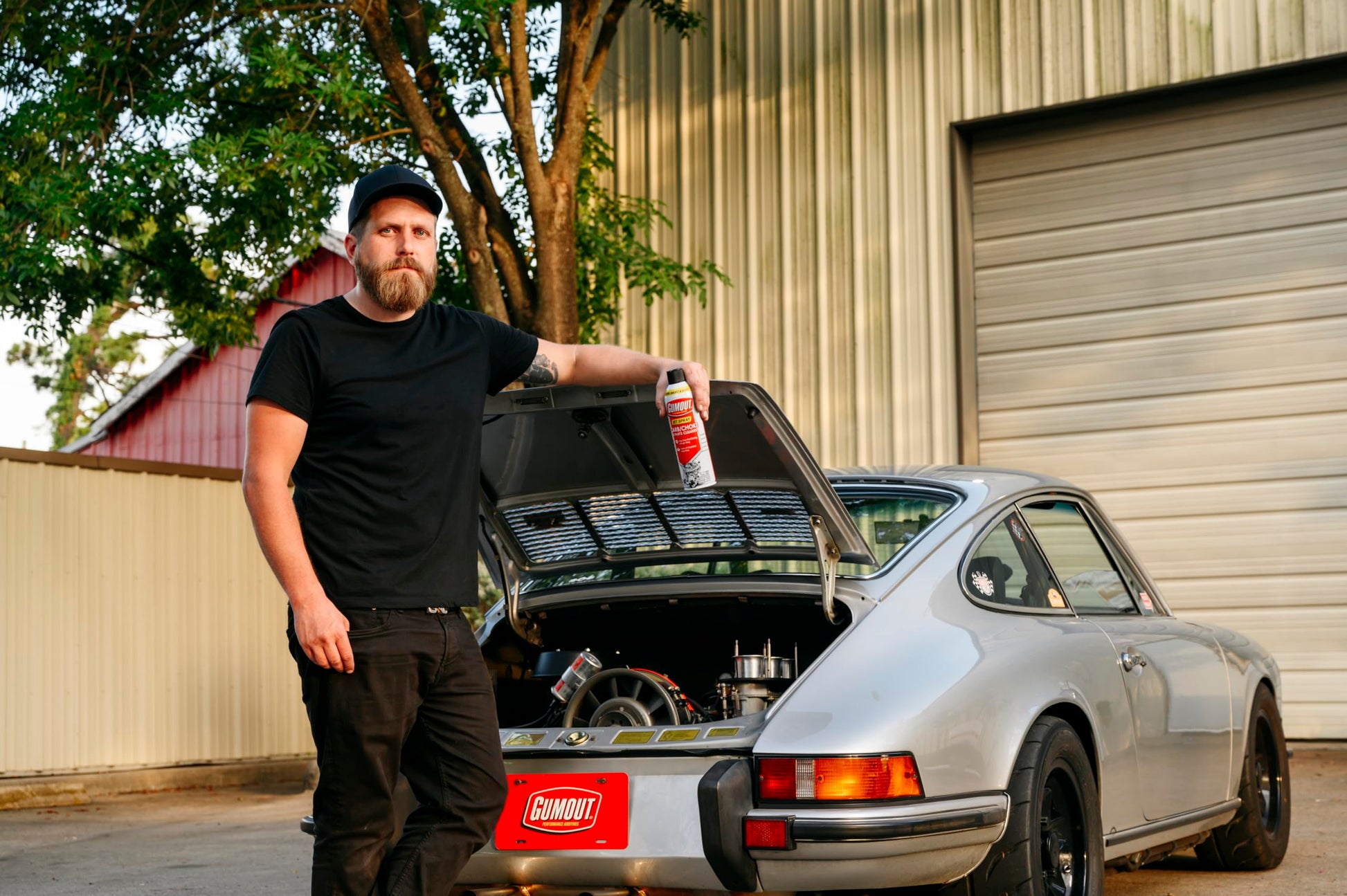 Gumout 800002231 Carb/Choke Carburetor Cleaner Spray, Carb Intake Valve Cleaner, Cleans Gum, Varnish & Dirt Inside & Outside Carburetor Chamber & Prevents Future Build Up Saving on Fuel Economy 14Oz.