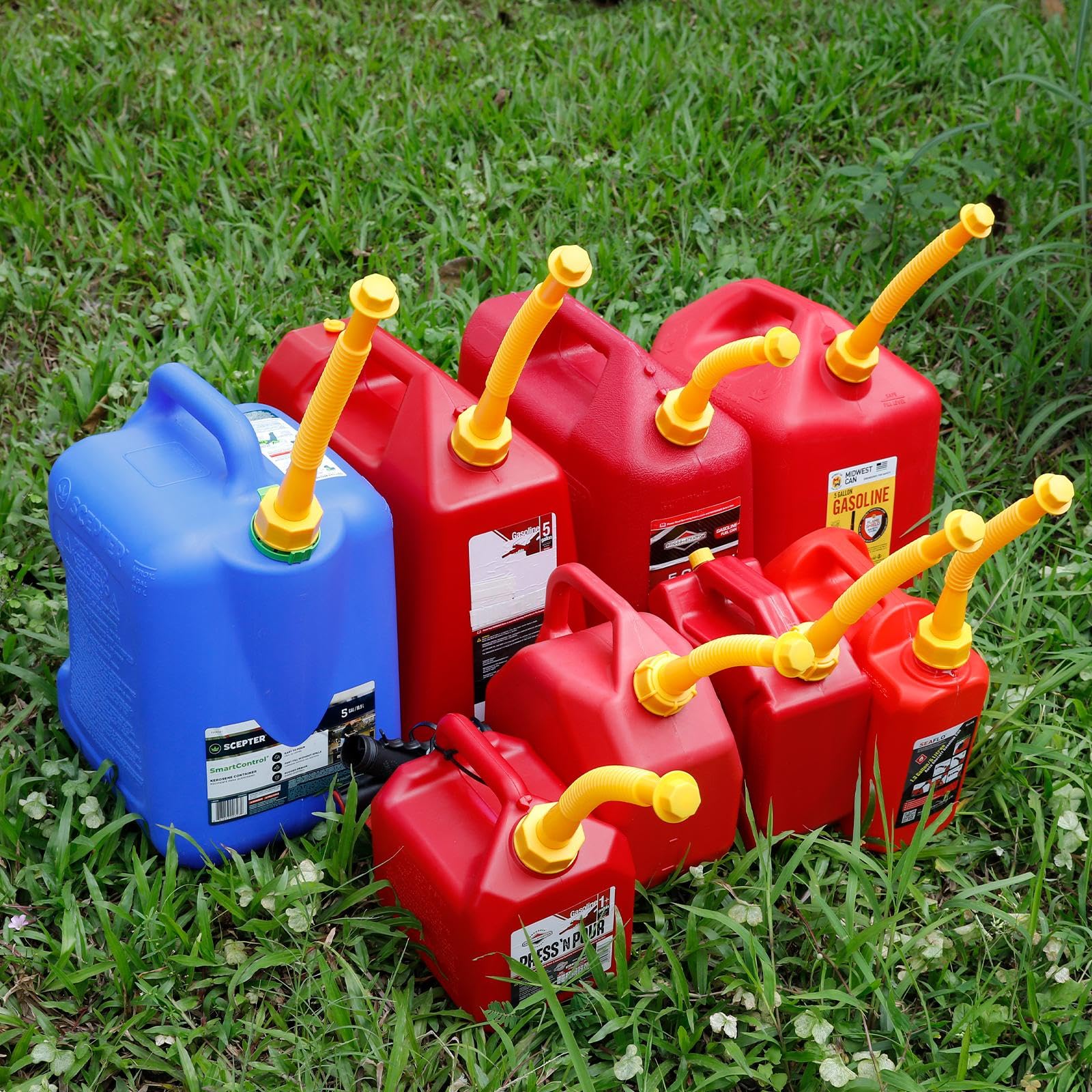 Gas Can Spout Replacement Kit, Gas Can Nozzle Replacement (5 Kit), for most 1/2/5/10 Gallon Gas Cans. The seal is fully installed you can use it directly. Replacement gas can spout (Yellow)