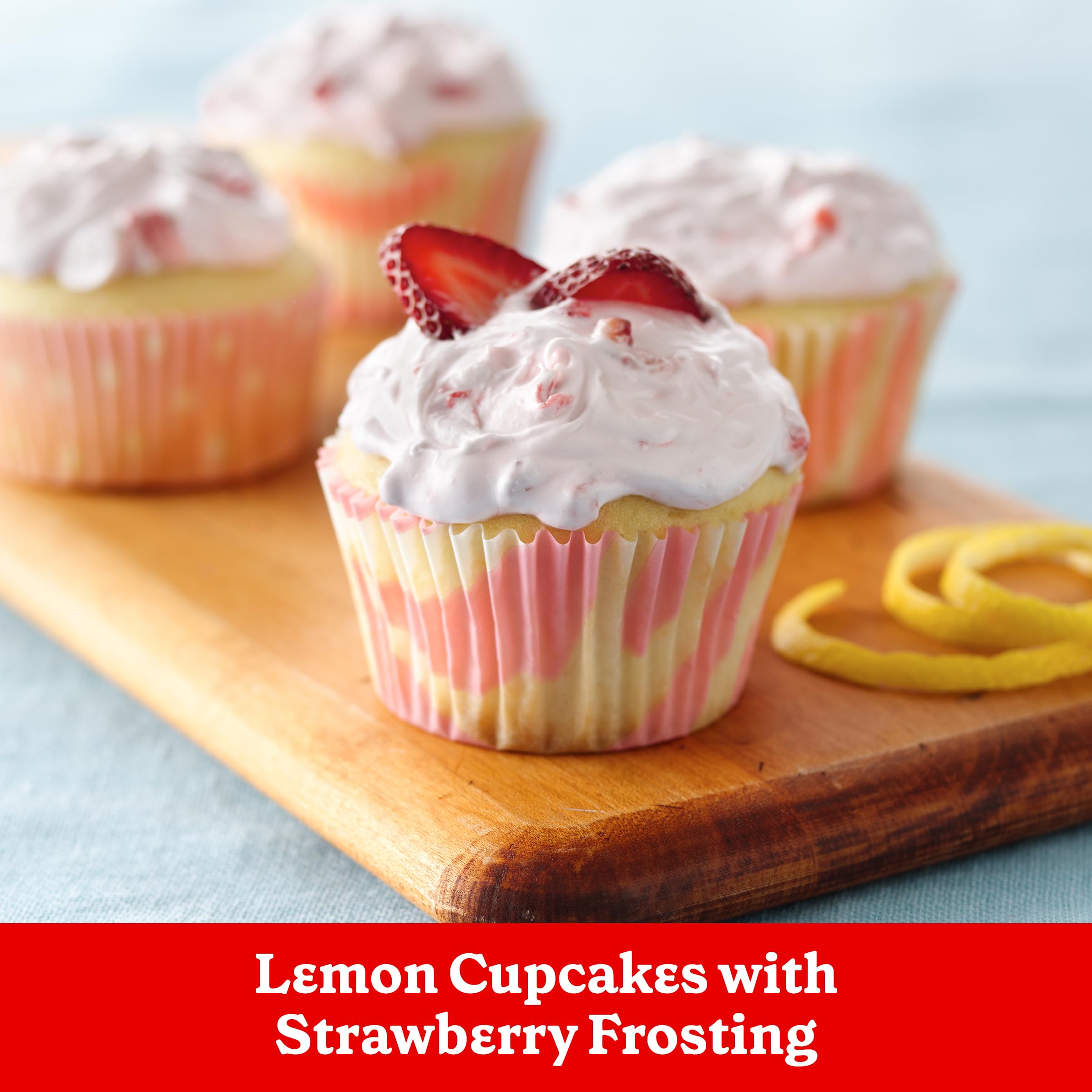 Betty Crocker Favorites Super Moist White Cake Mix, Holiday Baking, 14.25 oz