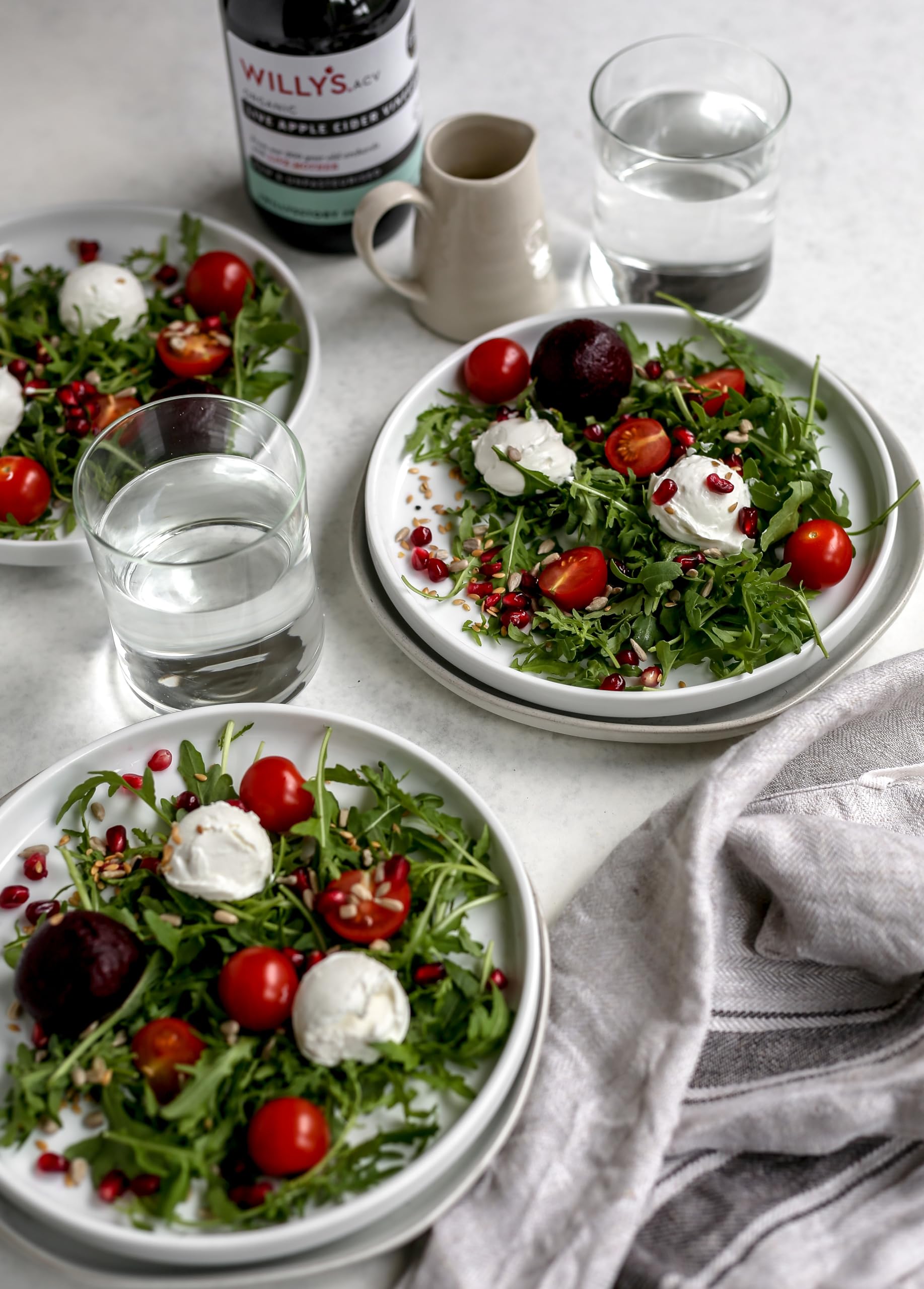 Willy's Organic ACV Apple Cider Vinegar with Mother - Probiotocs for Detox and Gut Health. 16.9oz Glass Bottle