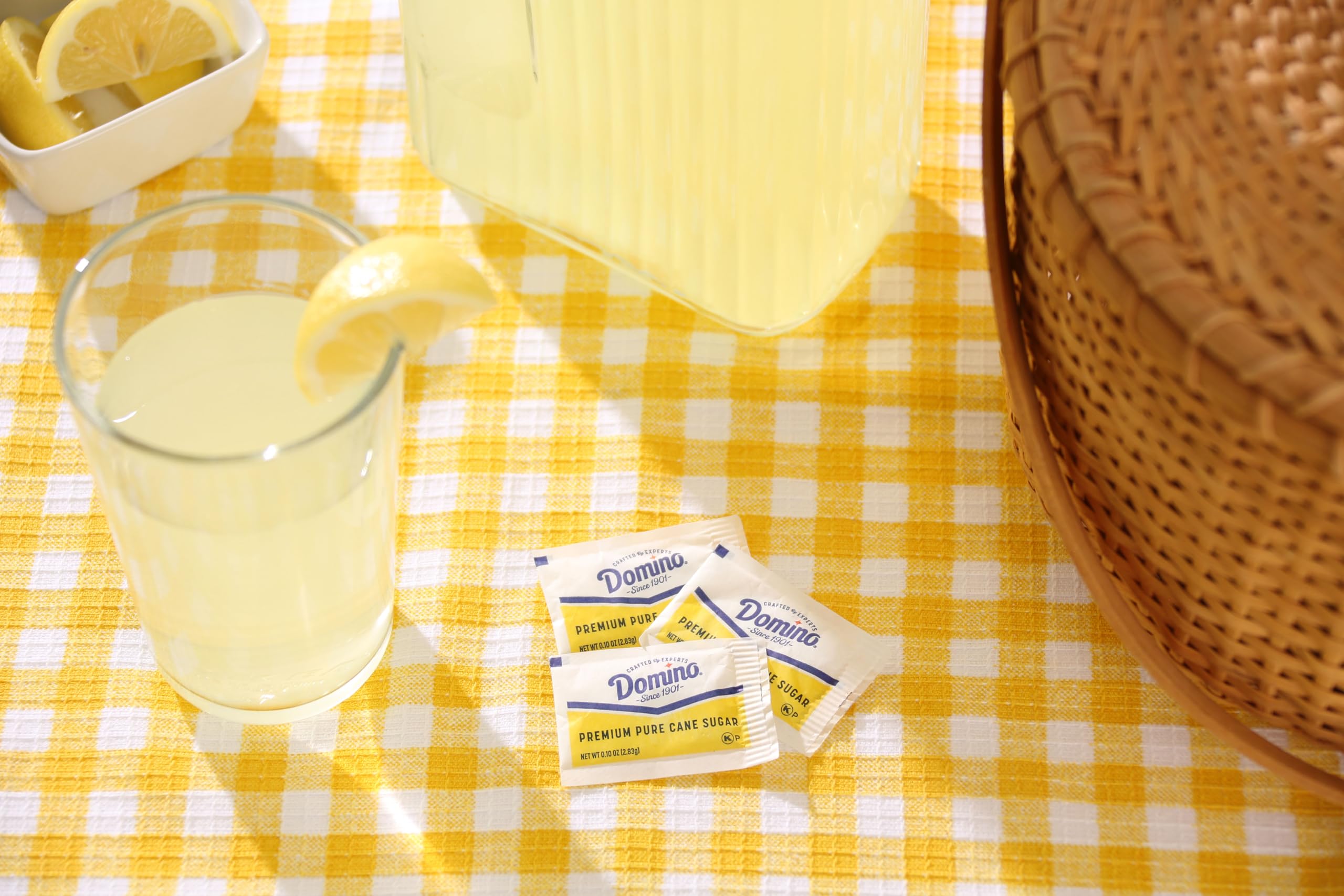 Domino® Sugar Packets, 400 Sugar Packets (2.8 g each) in Dispenser Box