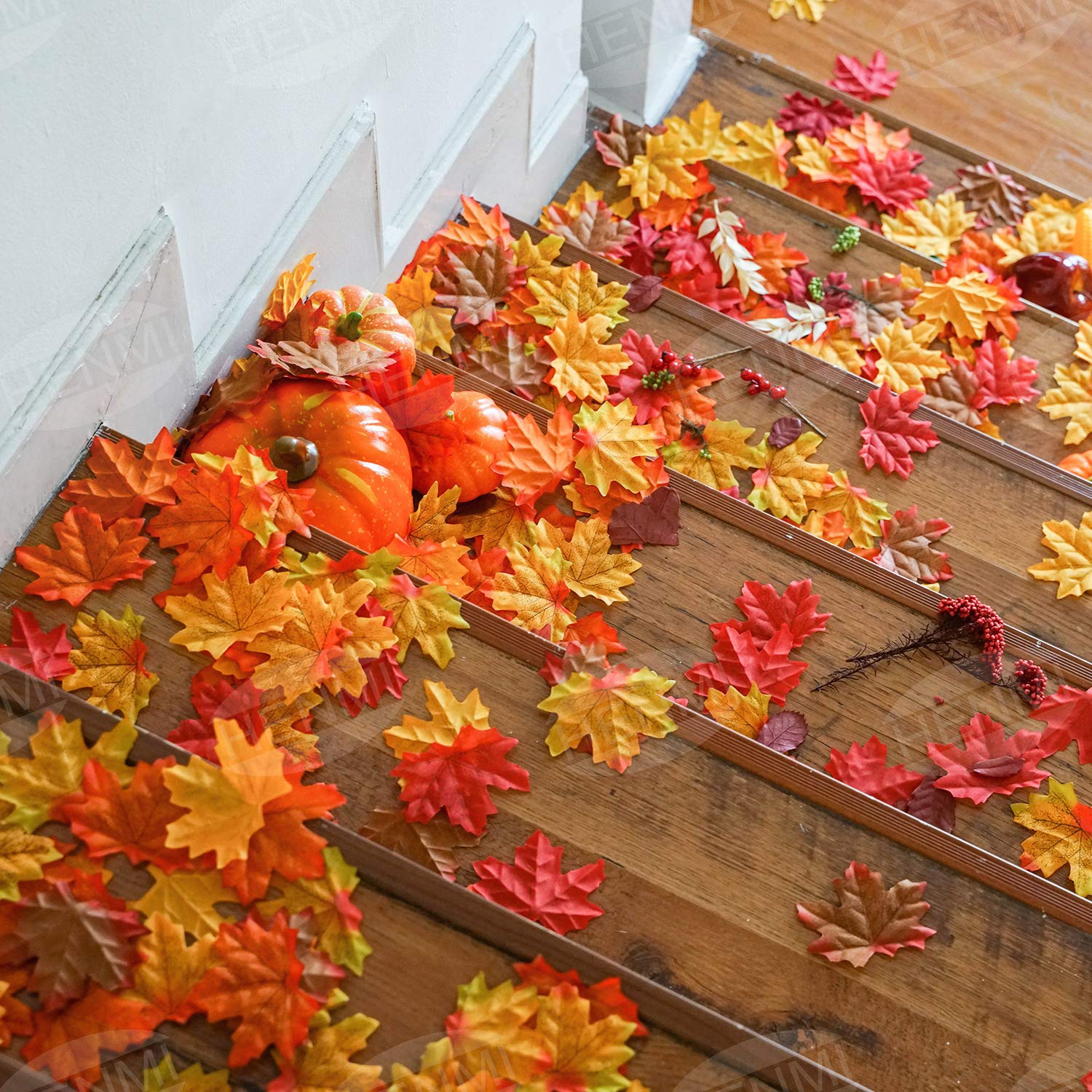 HENMI 500PCS Artificial Maple Leaves 5 Assorted Mixed Fake Fall Maple Leaf Lifelike Looking Silk Autumn Leaf Garland for Halloween Fall Decor Party Festival Thanksgiving Table Decorations…