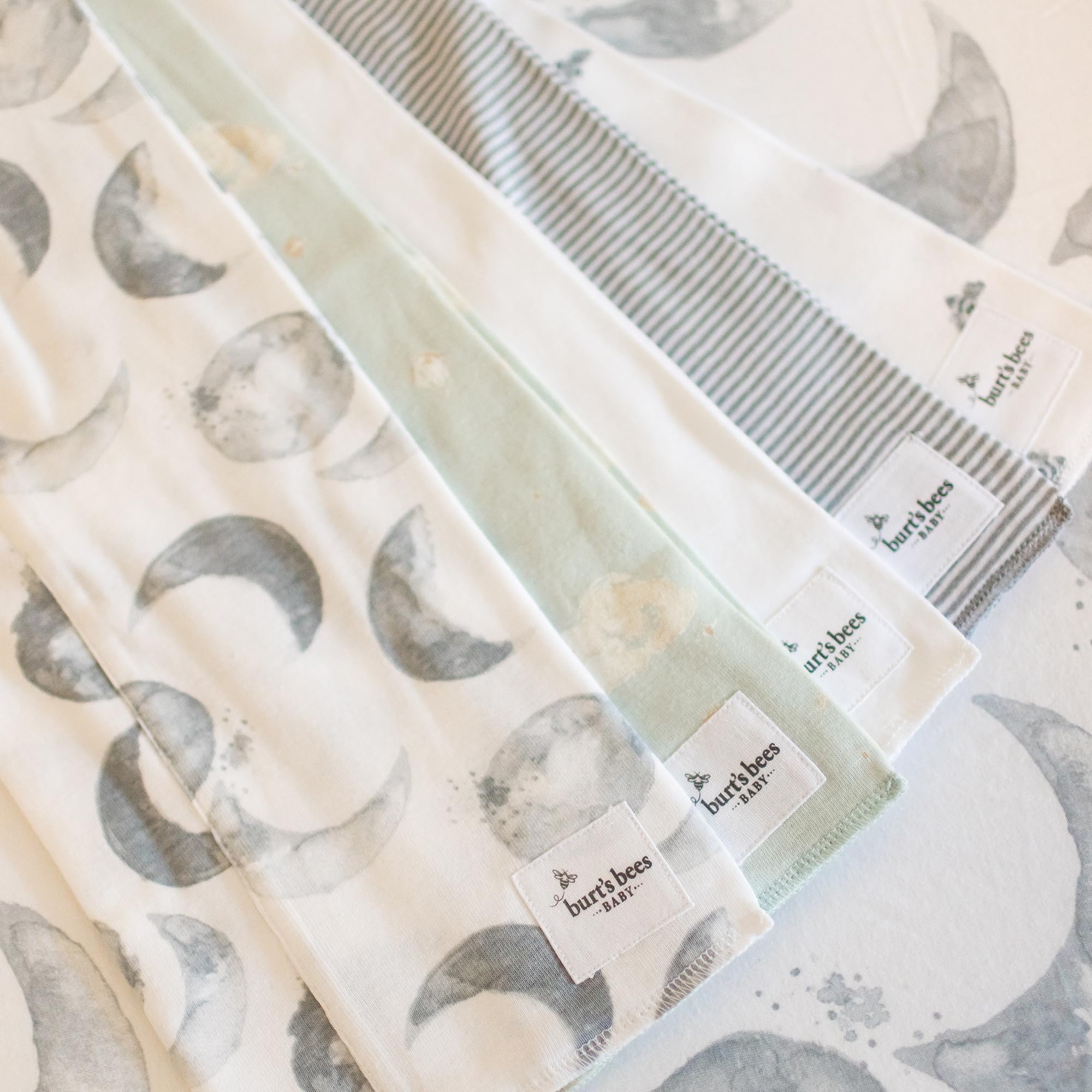 Burt's Bees Baby Infant Burp Cloths, 100% Organic Cotton Extra Absorbent Soft Fabric Drool Cloths, 5-Pack Newborn Must-Have Essential Large Burping Cloths, One Size 17 x 11.75 Inches