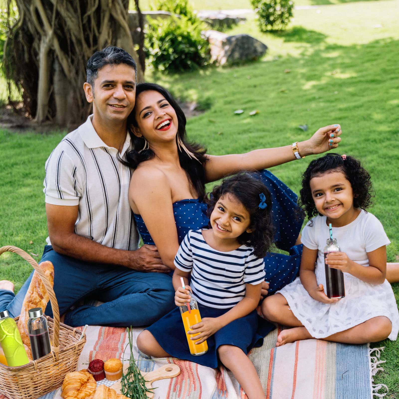 Luxfuel Clear Glass Bottles with Lids 18 oz, Reusable Glass Water Bottles with Stainless Steel Cap for Juicing, Refrigerator,100% Leak Proof, BPA Free, Juice Water Bottle Set of 6