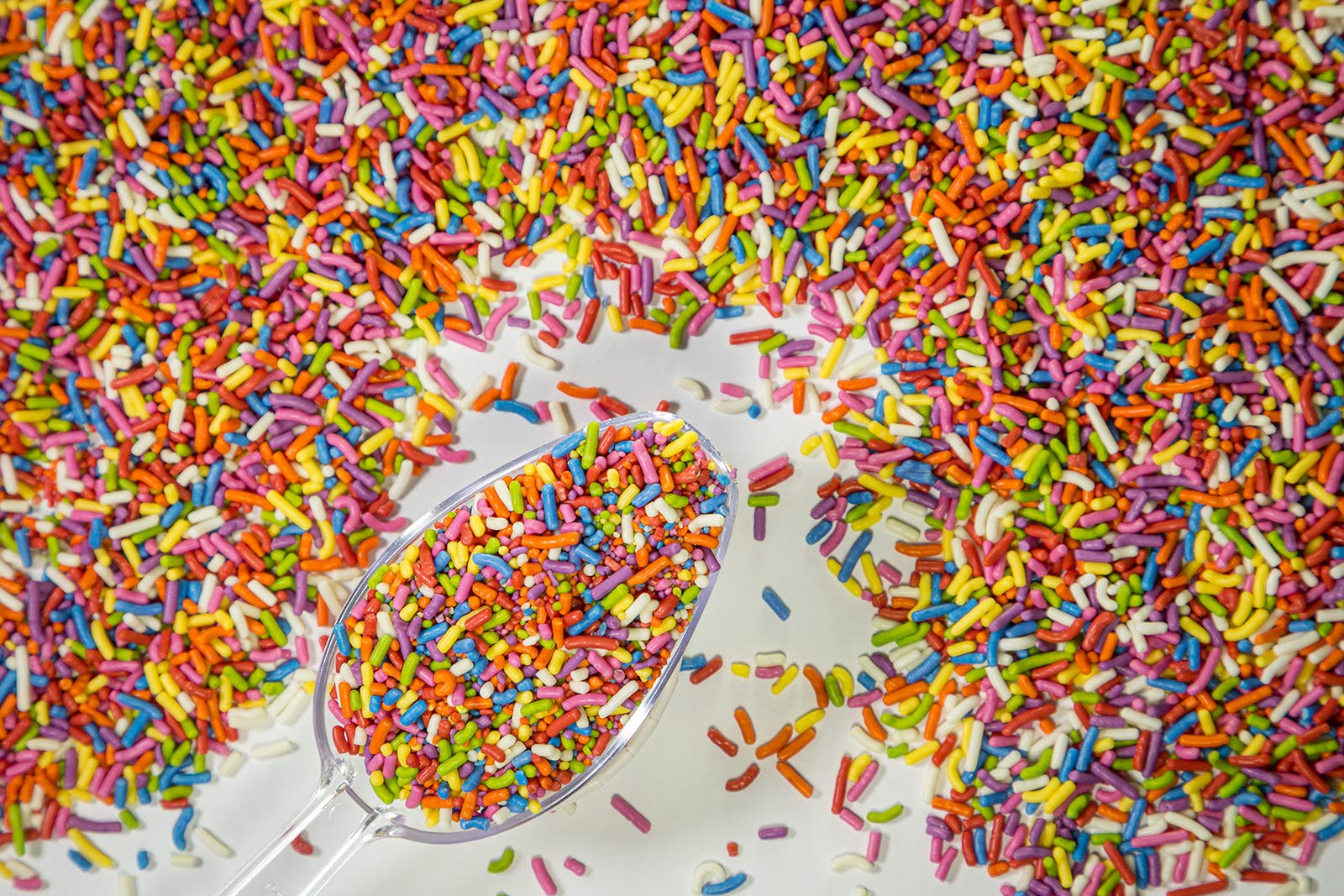 100% NATURAL RAINBOW SPRINKLES - NATURAL COLOR, DAIRY FREE, NUT FREE, GLUTEN FREE, SOY FREE, VEGAN, EGG FREE AND KOSHER ,1.5 LBS. CUPCAKE AND CAKE TOPPER,BULK CANDY, RESEALABLE CONTAINER,COLORFUL
