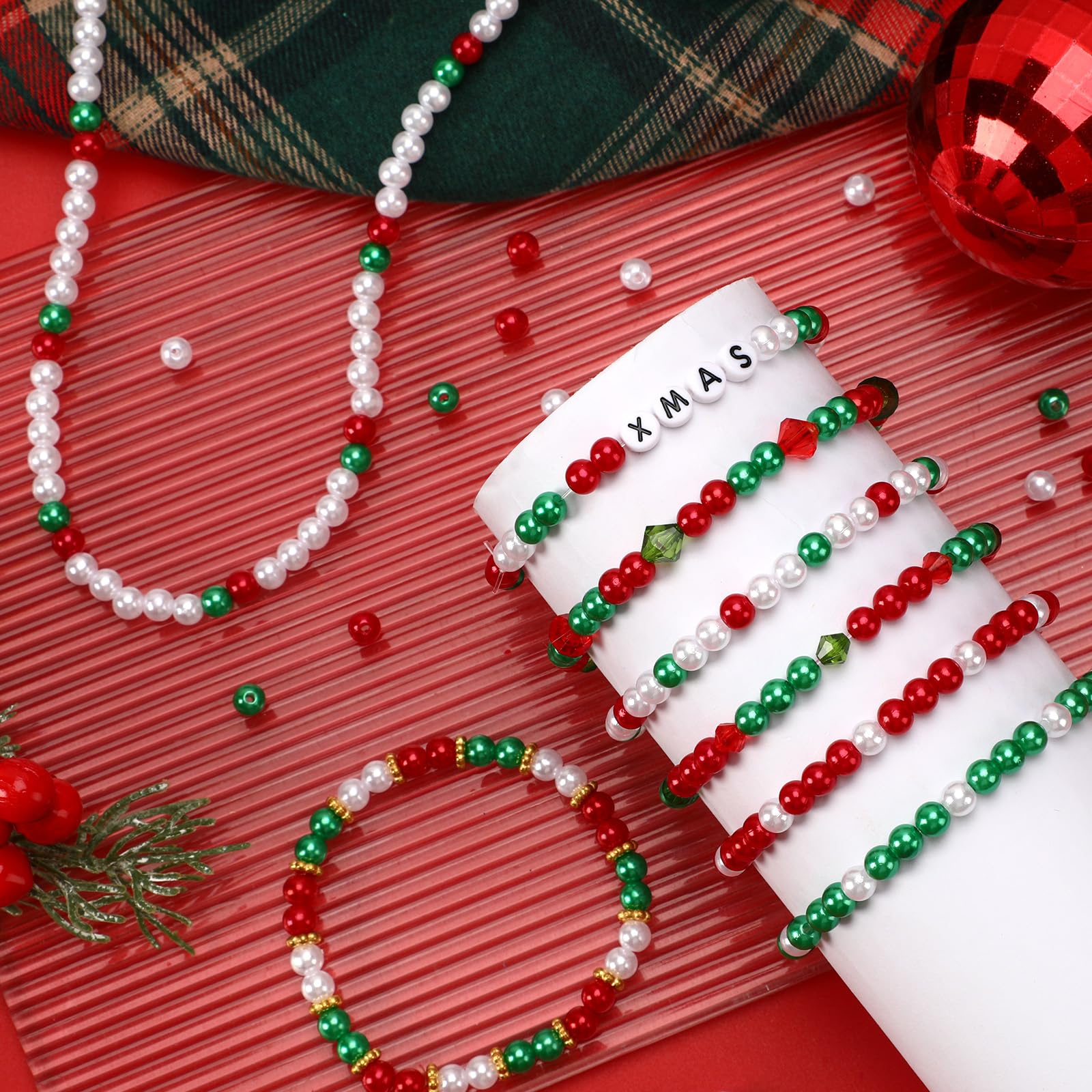 UPINS 1200Pcs Christmas Pearl Beads, Red Green and White Beads Xmas Holiday Party Decoration Necklace Earrings Hair 6mm Beads DIY Ornament Kit