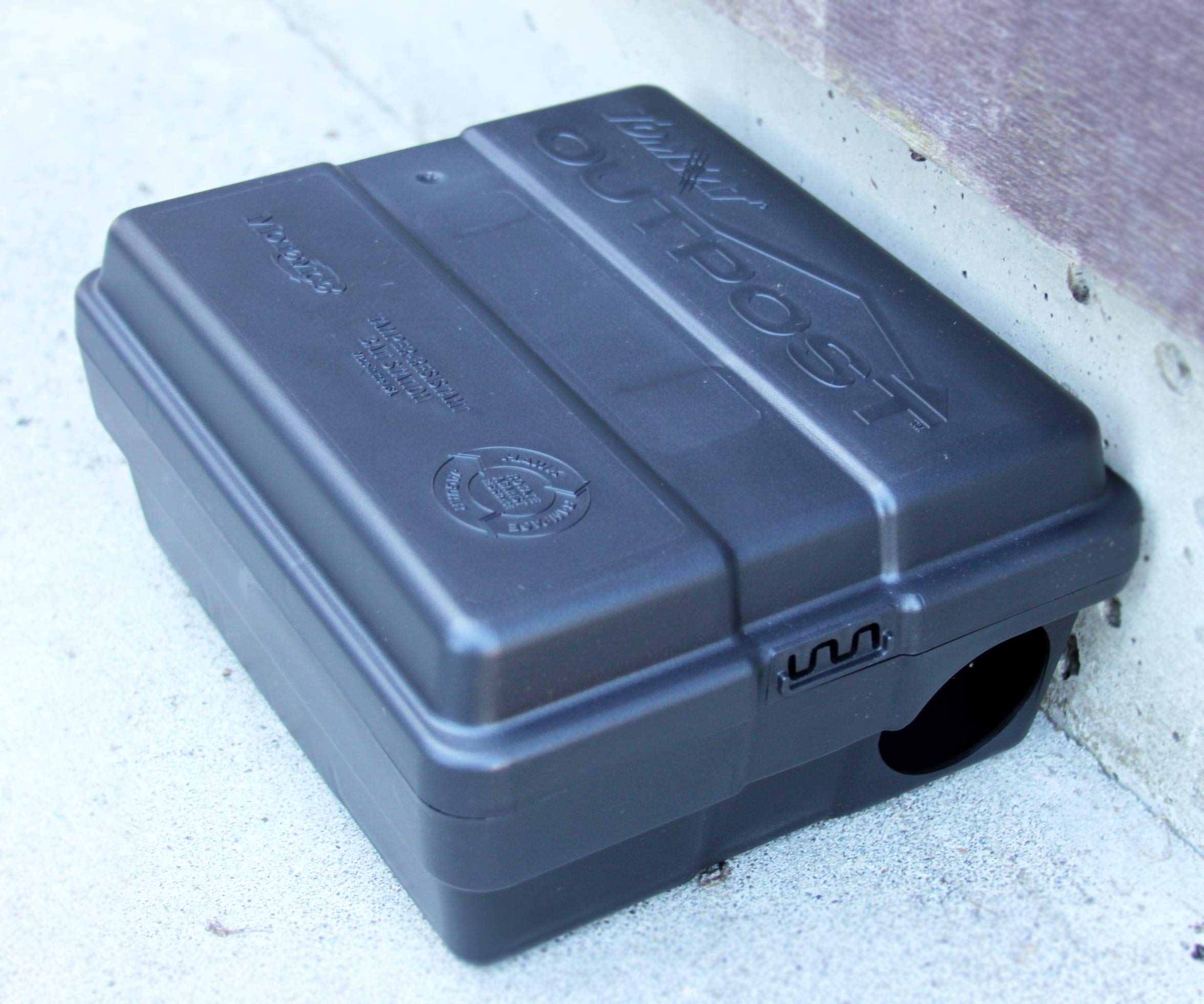 Tomcat Bait Station - Set of 6 Outpost Rat Bait Stations, Complete Rodent Control Solution